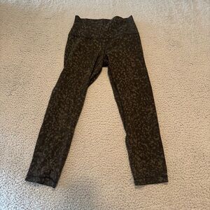 Lululemon Align Crop *21" Wild Thing Camo Dark Olive Multi Size 6 Align Yoga